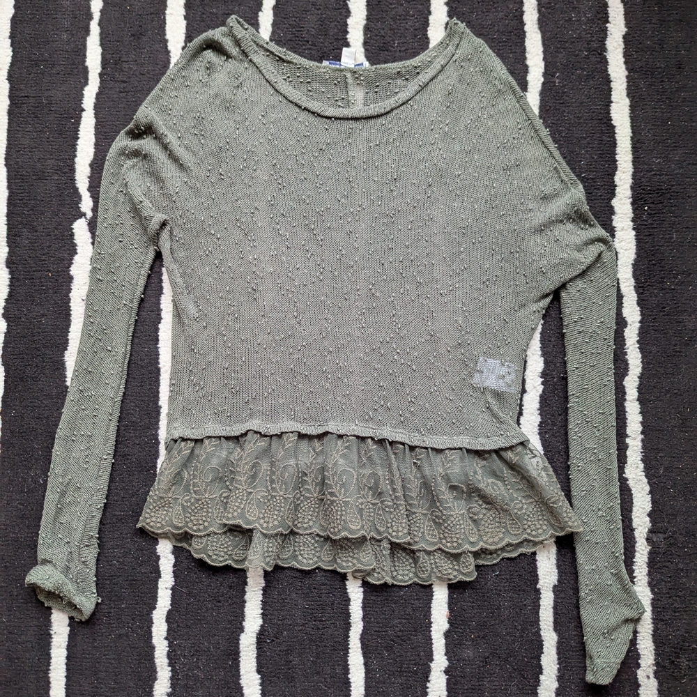 American Eagle Outfitters Olive Green Lace Trim Sweater Size S/P